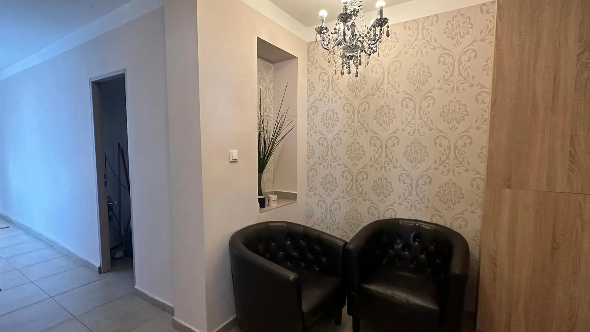 Bright Apartment In The Most Beautiful Street Of Budapest Vaci Street, Fashion Street