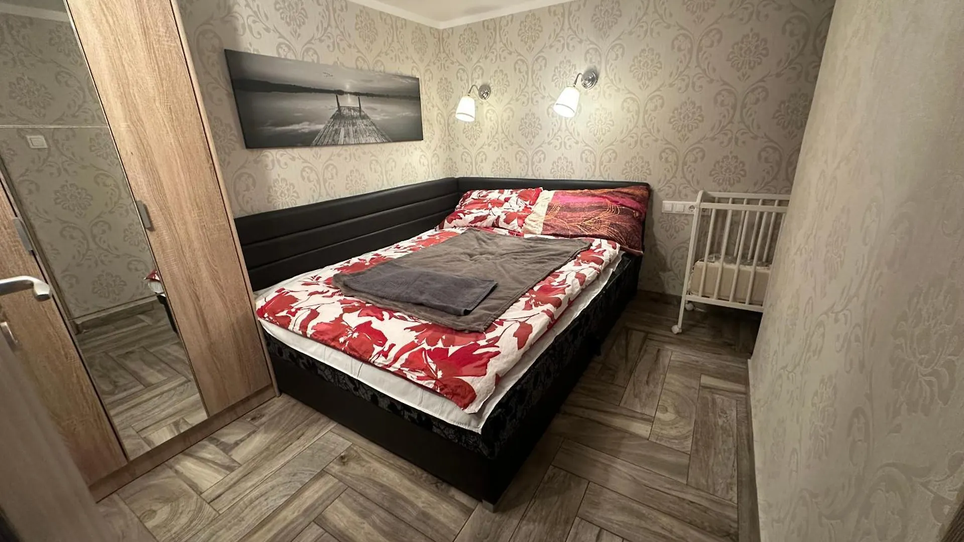 Bright Apartment In The Most Beautiful Street Of Budapest Vaci Street, Fashion Street
